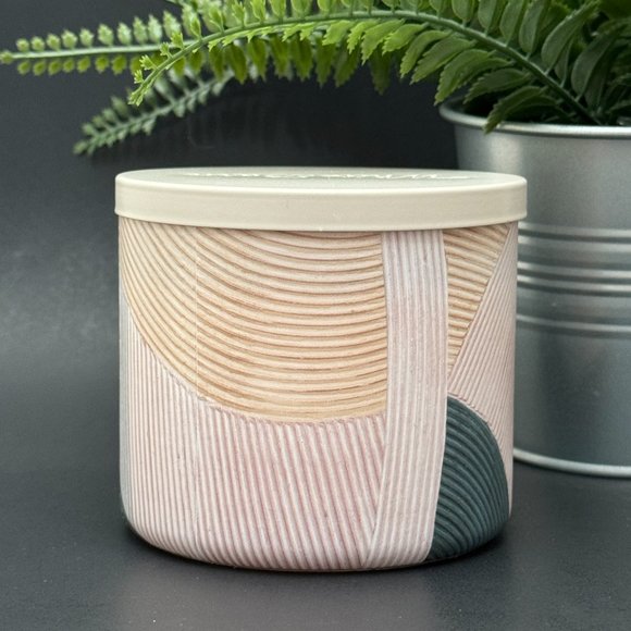 BBW Fresh Bamboo White Barn Bath & Body Works 3 Wick Candle - Picture 2 of 10